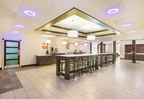 Best Western Atlanta Cumberland/Galleria Hotel Restauration Photos