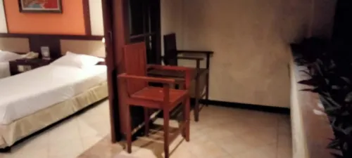Pines Garden Resort Zimmer Photos