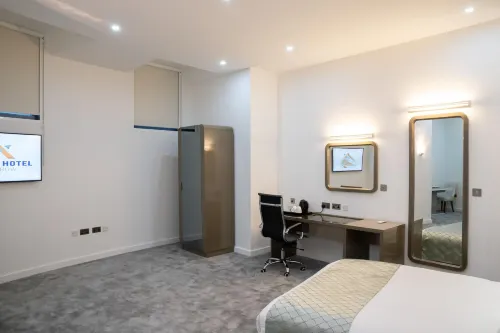 Atrium Hotel Heathrow Photos