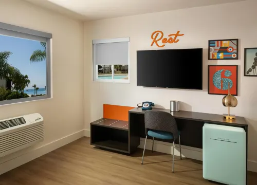 Motel 6 Santa Barbara, CA - Beach Photos