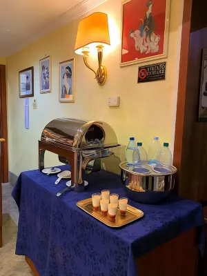 Hotel Stromboli Restauration Photos