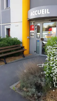 Premiere Classe Montreuil À proximité de l'hôtel Photos