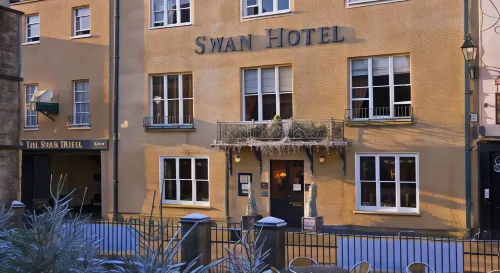 The Swan Hotel, Wells, Somerset - the Coaching Inn Group Exterior Photos
