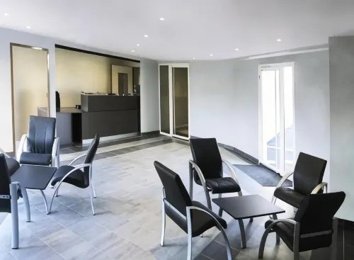 Appart Hôtel - Séjours et Affaires / Résidence étudiante - Les estudines Caen Le Clos Beaumois 22 Espaces publics Photos
