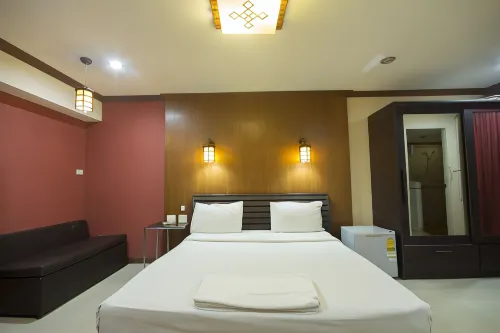 Khon Kaen Ruenrom Hotel Rooms Photos