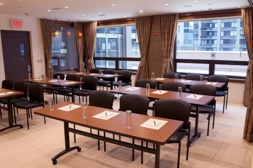 The Pearl Hotel Business Facilities Photos