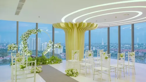 Whiz Luxe Hotel Spazio Surabaya Relaksasi & Rekreasi Photos