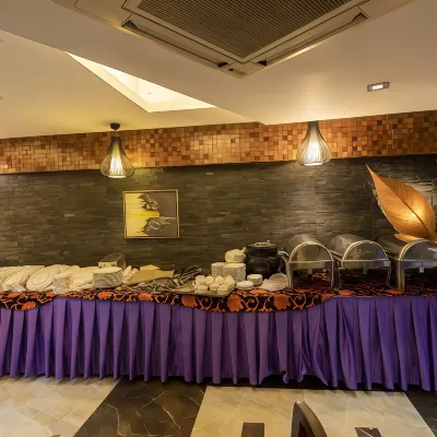 Hotel Bengal Canary Park Restauration Photos