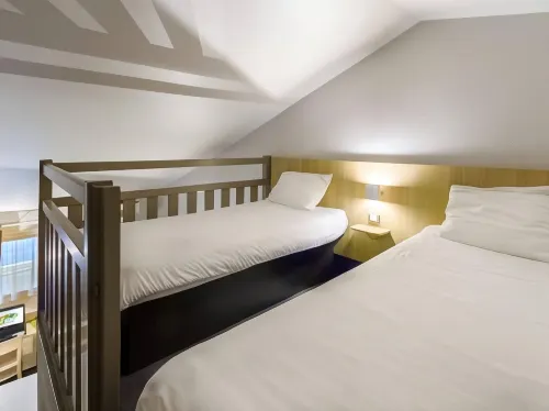 B&B HOTEL Grenoble Université 1 Rooms Photos