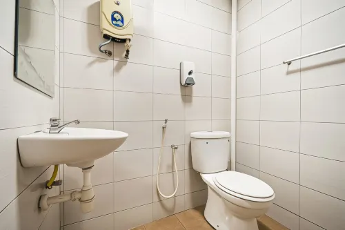 River Inn Hotel Номера Photos