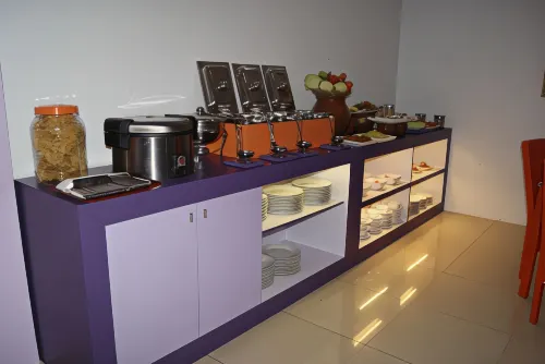 Oriza Hotel Surabaya Dining Photos