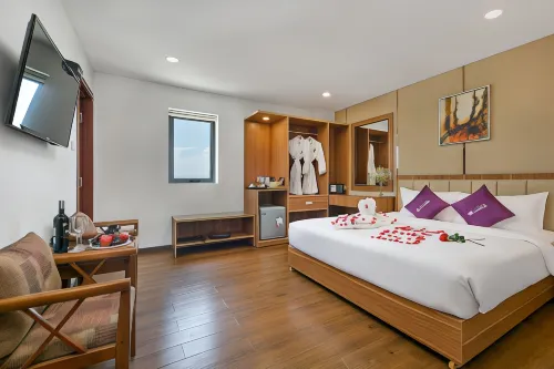 Lavender Riverside Hotel Photos