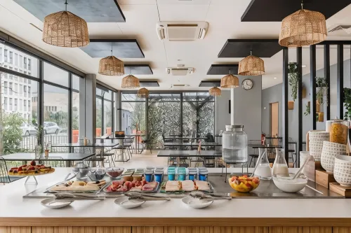 Appart hôtel Q7 Lodge Lyon 7 - Séjours à la nuitée et longues durées Restauration Photos
