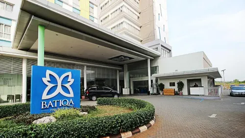 BATIQA Hotel Karawang Eksterior Photos