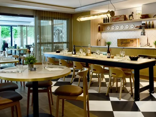 Ibis Maisons Laffitte Dining Photos
