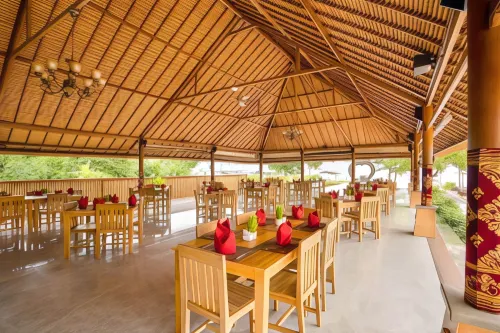 New Sunari Lovina Beach Resort Dining Photos