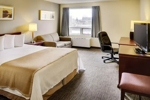 Quality Inn Rooms Photos