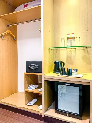 Tamarin Hotel Jakarta Manage by Vib Hospitality Management Kamar Photos