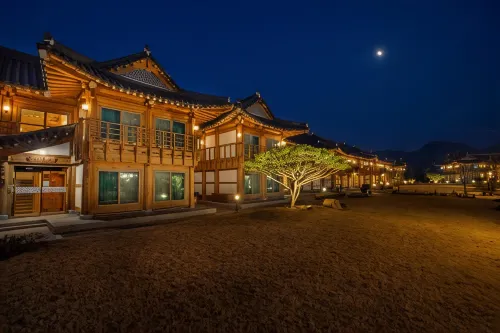 Jeonju Wangyijimil Hanok Hotel Ngoại thất Photos