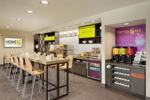 Home2 Suites by Hilton Columbus West Ăn uống Photos