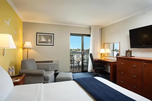 The Marina Inn on San Francisco Bay Kamar Photos
