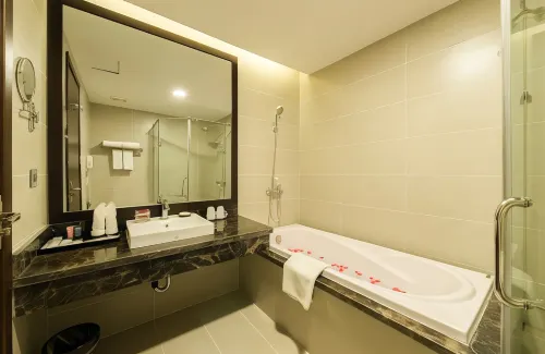 Muong Thanh Grand Hanoi Centre Kamar Photos