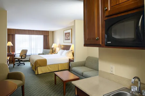 Holiday Inn Express & Suites Chester-Monroe-Goshen Featured Photos