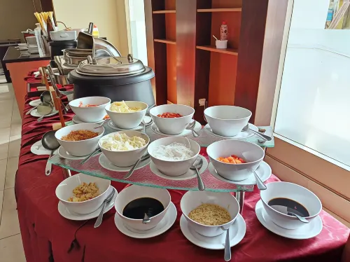 Dafam Hotel Cilacap Mahlzeiten Photos