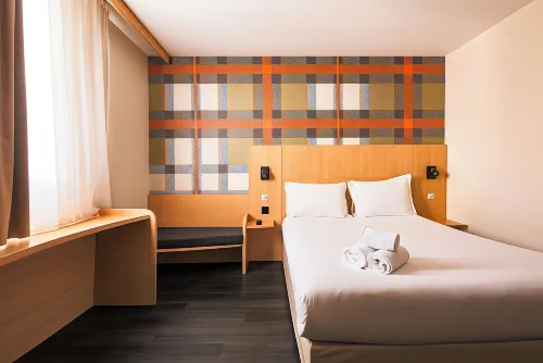EasyHotel Nice Centre des Congrès - Vieux Nice Chambres Photos