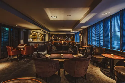 Dakota Glasgow Dining Photos