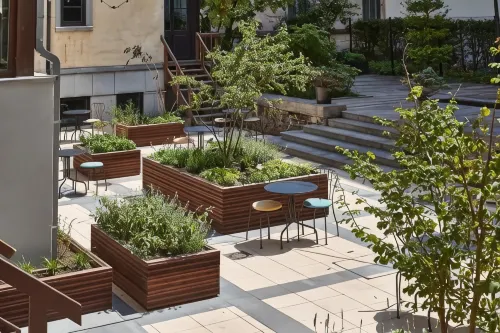 Urban Yard Hotel Exterior Photos