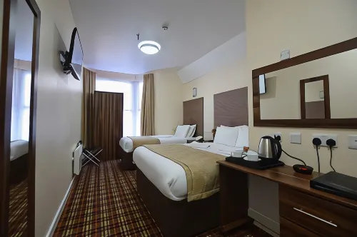 Lucky 8 Hotel Photos
