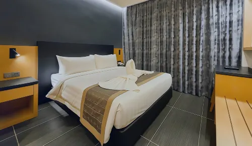 Tsr Seafront Hotel Rooms Photos