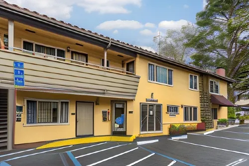 Best Western Carmels Town House Lodge Esterni Photos