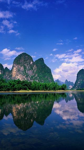 4D3N • Only for international tourists: Guilin + Yangshuo + Guilin Li River 4-star cruise + rafting on Yulong River
