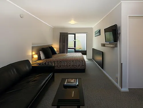 Arista of Rotorua Rooms Photos