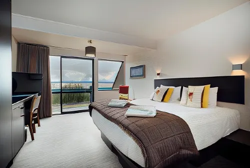 Hawea Hotel Photos