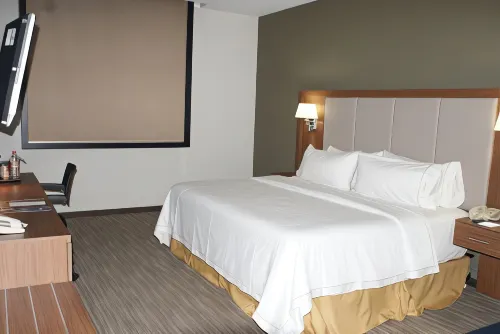 Holiday Inn Express Mexico Santa Fe Photos