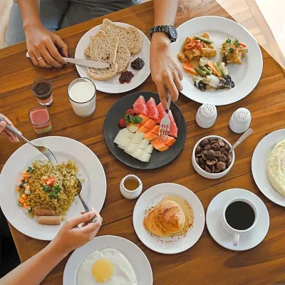 Aveta Hotel Malioboro Dining Photos