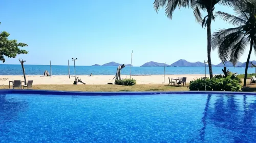 Luwansa Beach Resort Unggulan Photos