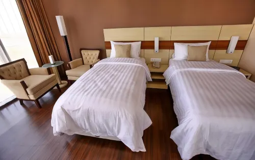 Hotel California Bandung Zimmer Photos