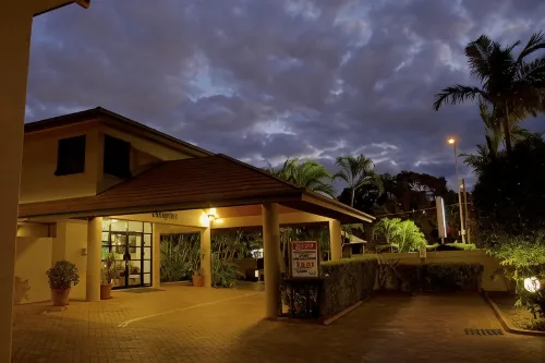 Pegasus Motor Inn and Serviced Apartments Exterior Photos
