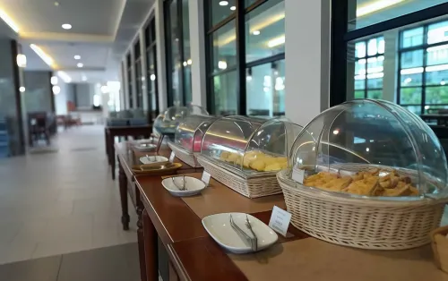 Carunda By Mangrove Prestige Hotel Restauration Photos