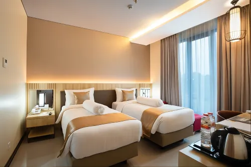 Braling Grand Hotel Purbalingga, Azana Hotels Collection Rooms Photos