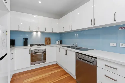 Apollo Bay Seal Apartments Photos