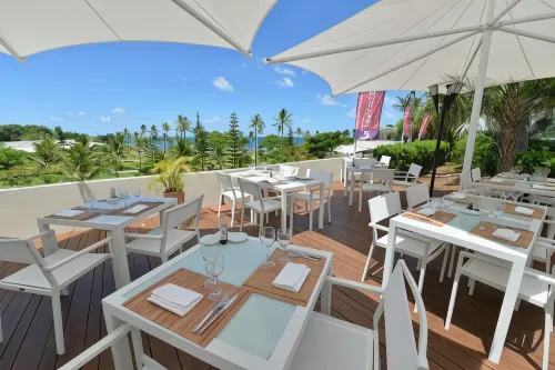 Hilton Noumea la Promenade Residences Dining Photos