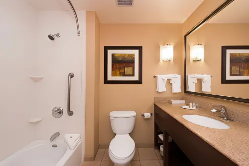 Comfort Suites Ontario Airport Convention Center Camere Photos