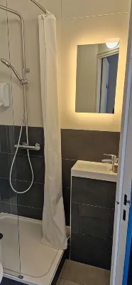 Kyriad Direct Dreux Rooms Photos