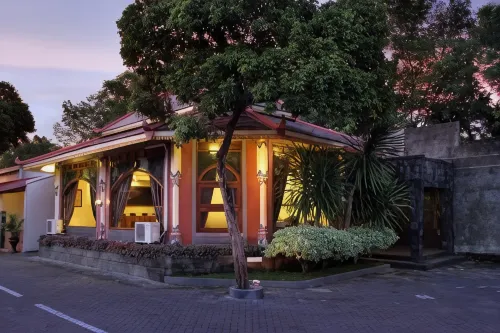 Cakra Kusuma Eksterior Photos