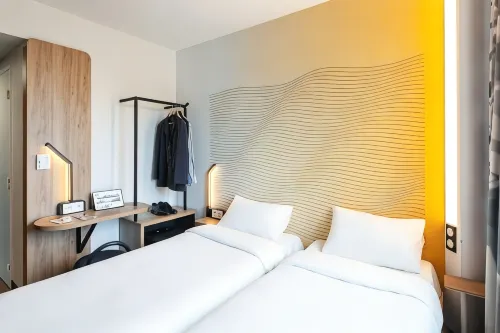 B&B Hotel PARIS GENNEVILLIERS ASNIERES Chambres Photos